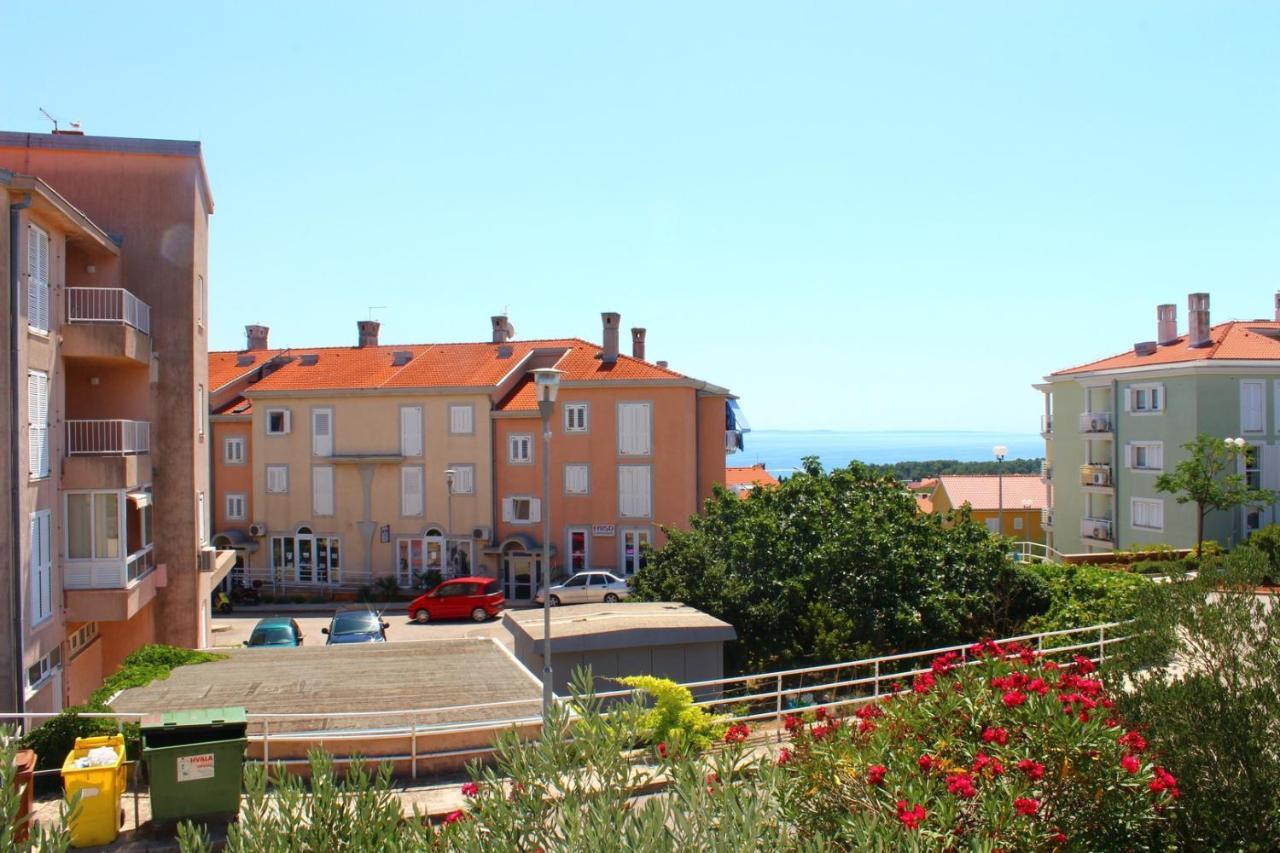 Apartment Arna Krk Town Exterior foto